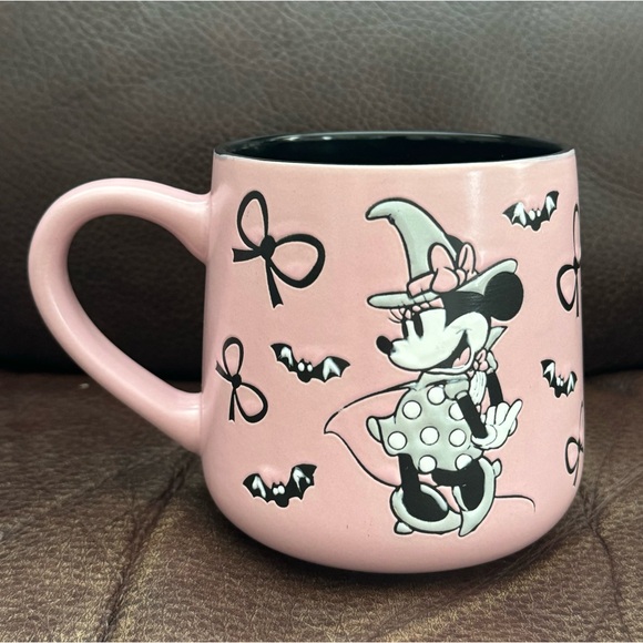 Disney Minnie Mouse Witch with Bats and Ribbons Pink Halloween Mug - Picture 7 of 12